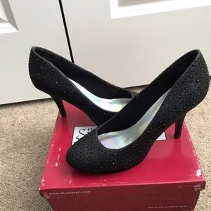 womens silver slipper mirage black pumps size 8.5m new.